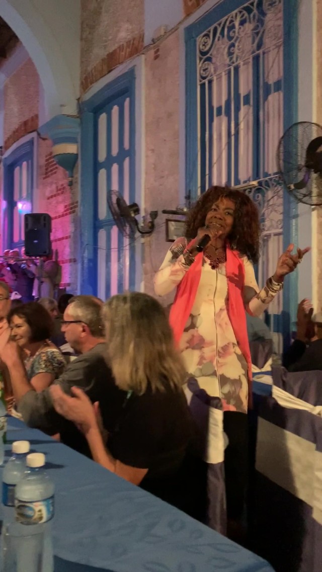 IMG_0488_Moment_Moment